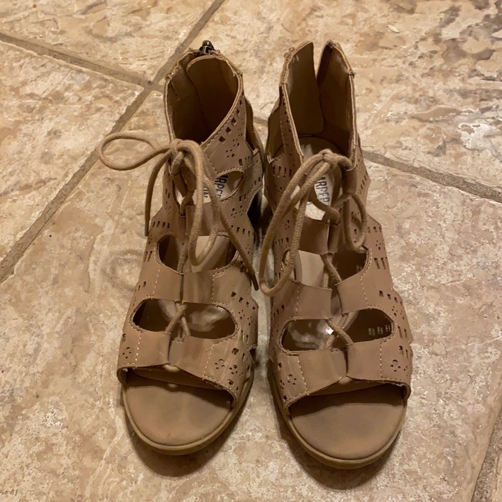 Girls sandals 13M